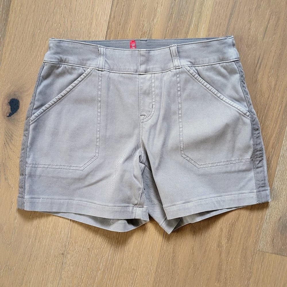 Spanx Twill Shorts 5" Small S/P - Like New/Never Worn - Light Gray - NWOT